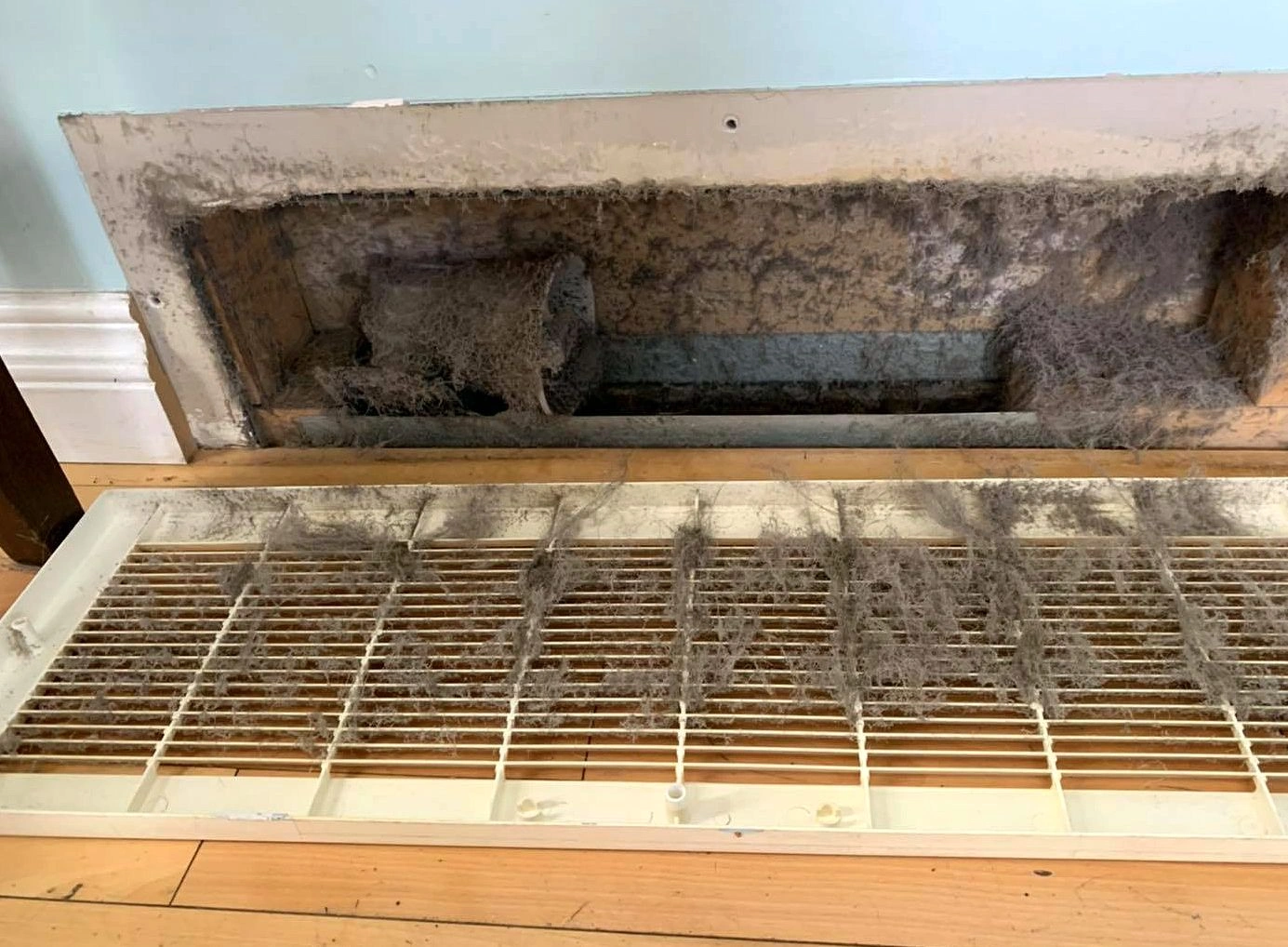 Commercial HVAC duct cleaning